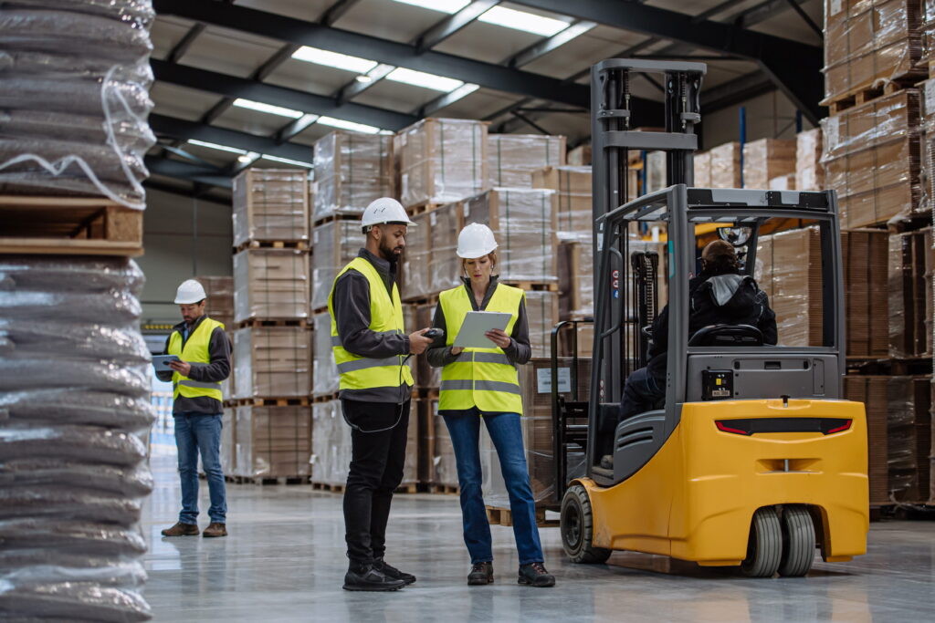 Your Guide To Manual Handling Training Courses: Reducing Injuries And Promoting Safe Practice